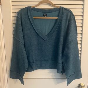 Urban Outfitters || BDG Lexi Oversized V-neck Top